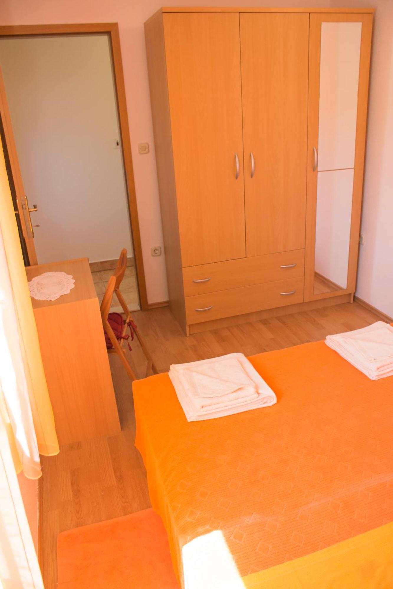 Pearl Apartment