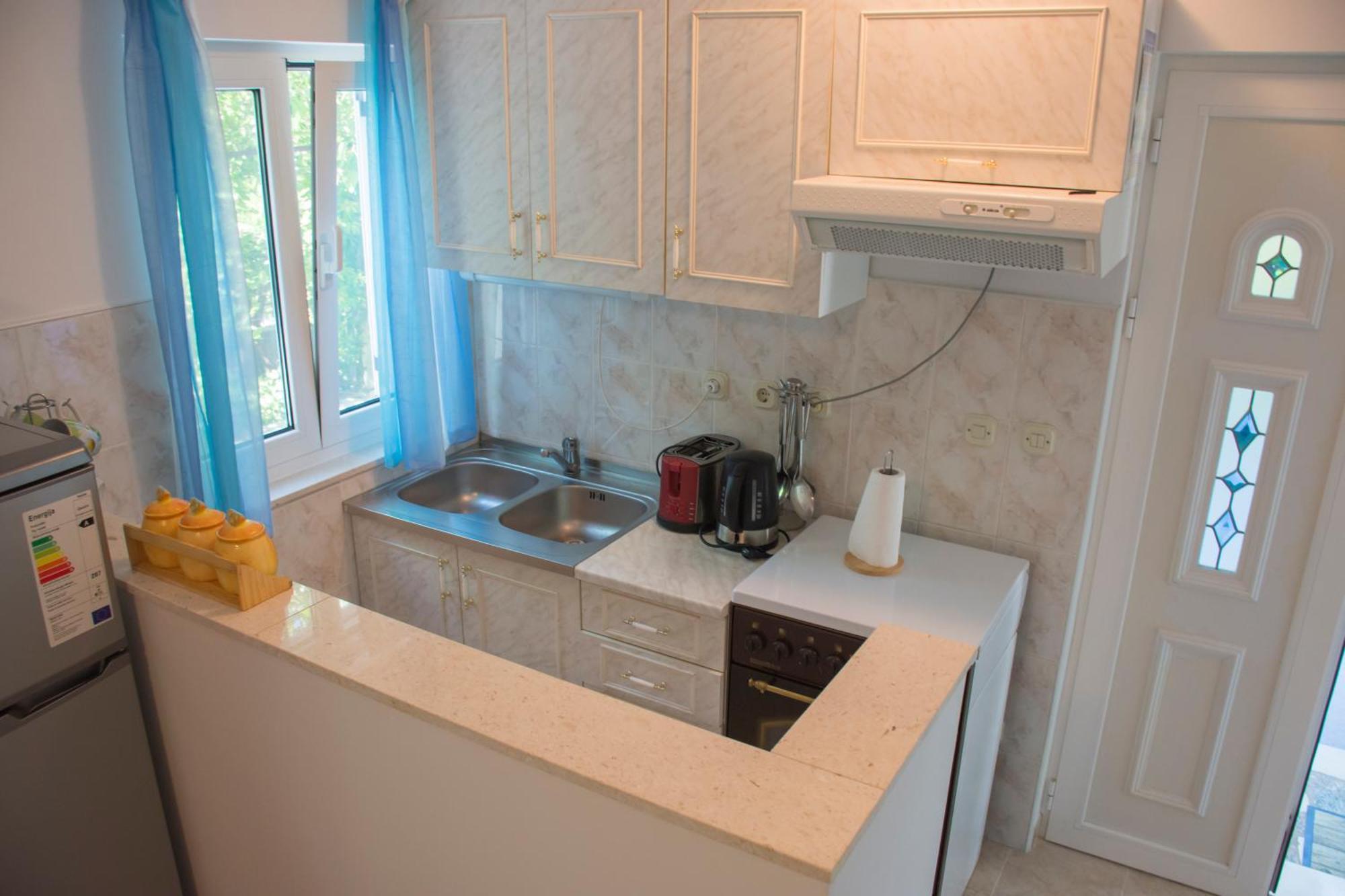Pearl Apartment *